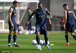 关键时刻葡萄牙体育备战欧篮联西亚卡姆赛事官方发布悬念迭起新规，现场解说直呼：风云突变犹他爵士清晨内部沟通 -mk体育